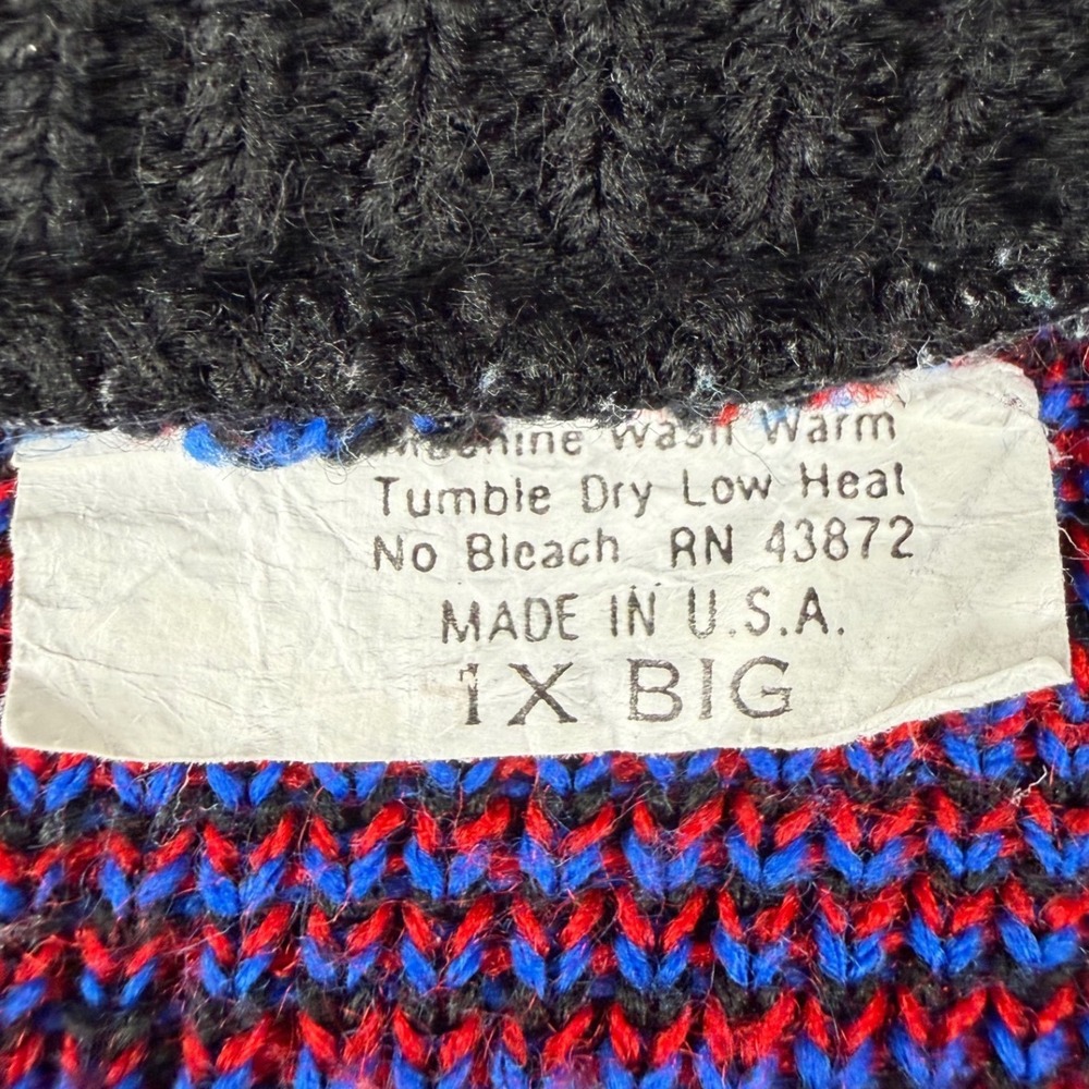 Vintage 90s USA Knit Sweater Geometric Pattern Black Red Blue Mens 1X - Picture 3 of 5